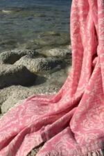 BAROK PESTEMAL PEMBE