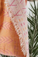 Kilim Mirası Jakarlı Dokuma Müslin Çok Amaçlı Şal & Throw - Turuncu - Görsel 2