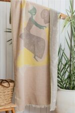 Kız Desen 4 Katlı Müslin Peştamal – 90×180 cm - Görsel 2