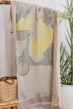 Kız Desen 4 Katlı Müslin Peştamal – 90×180 cm - Görsel 3