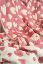7 Katlı Müslin Tek Kişilik Yorgan - Kalp Desen - Pembe - Görsel 6